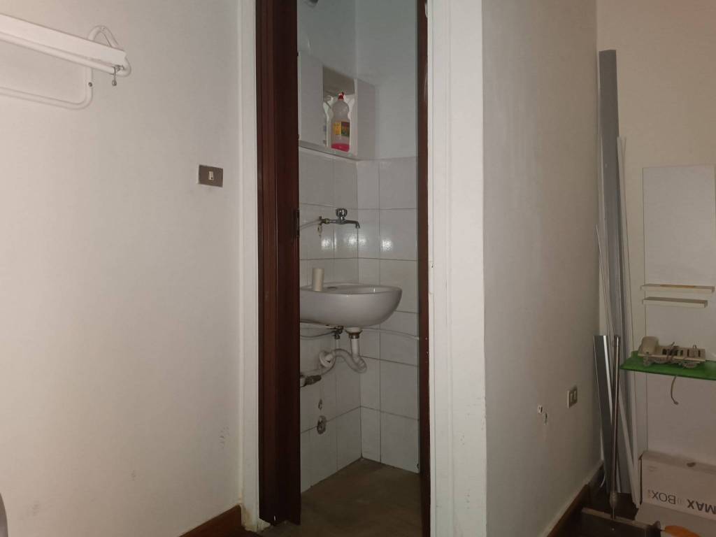 Immobile a Cosenza in Piazza Bonaventura Zumbini, 45 - Foto 4