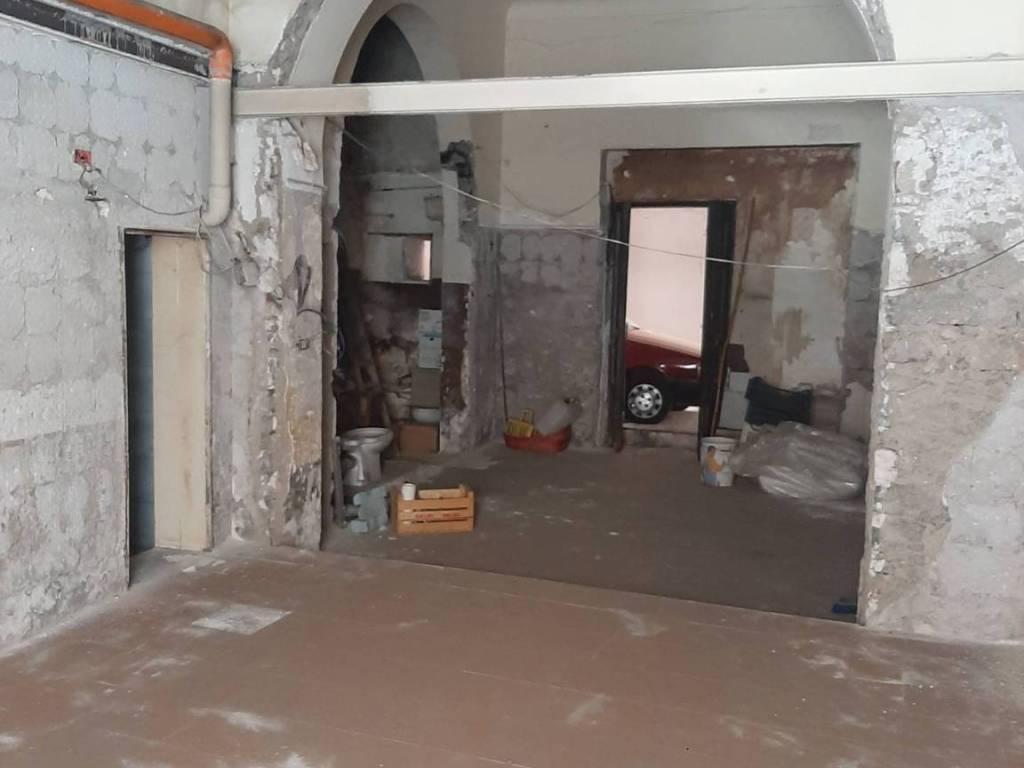 Immobile a Paternò in VIA CIRCUMVALLAZIONE, 160 - Foto 2