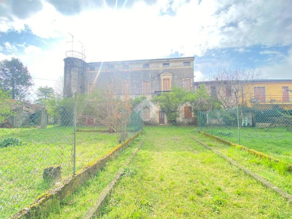 Casa indipendente a Buttapietra in Via lago di garda, 13 - Foto 2