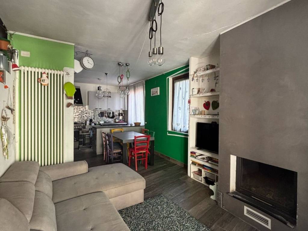 Villa a Olginate in Via 4 Novembre, 18 - Foto 3