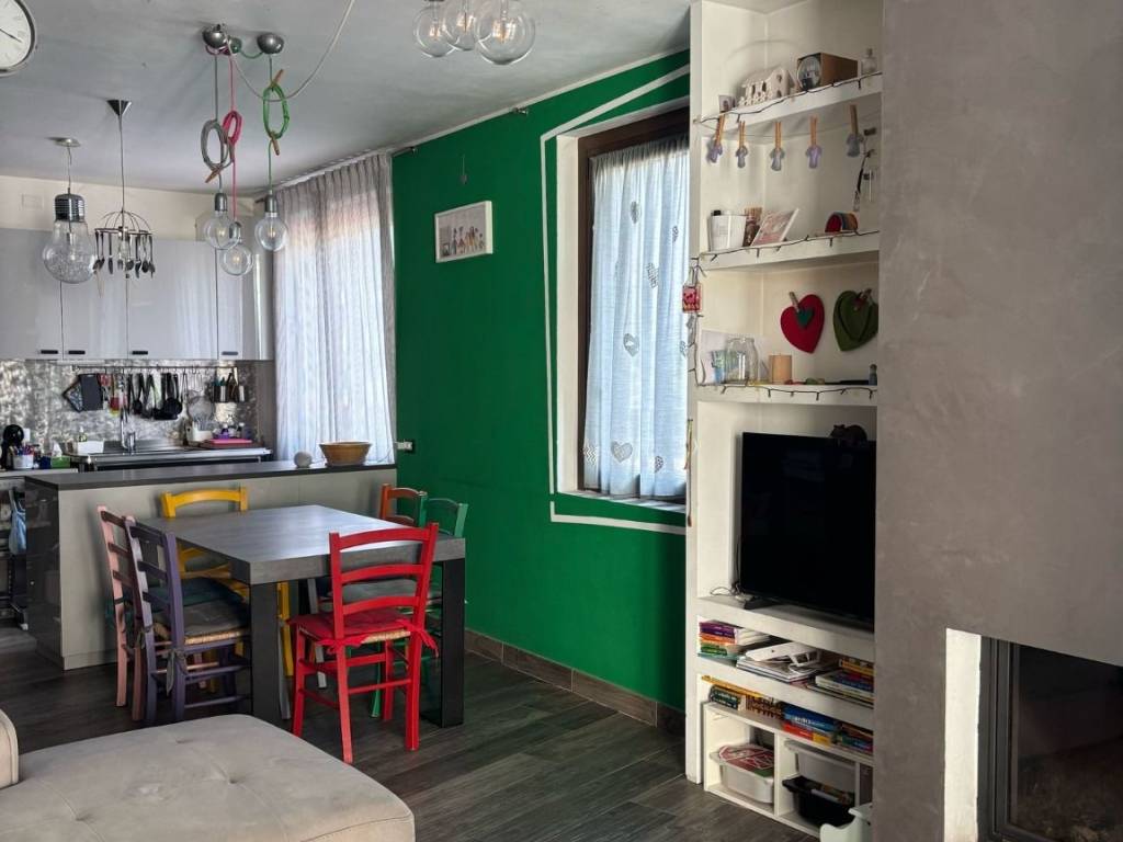 Villa a Olginate in Via 4 Novembre, 18 - Foto 5