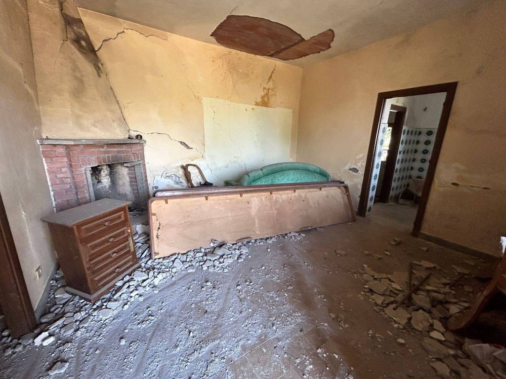 Villa a Aprilia in Via Fossignano - Foto 5
