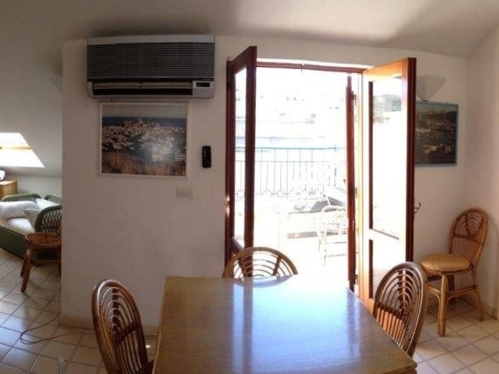 Attico / mansarda a Lipari in Corso Vittorio Emanuele II - Foto 4