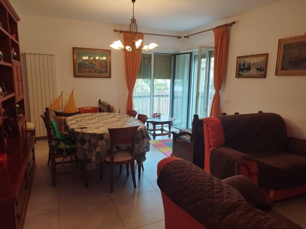 Appartamento a Terracina in Viale Europa - Foto 4