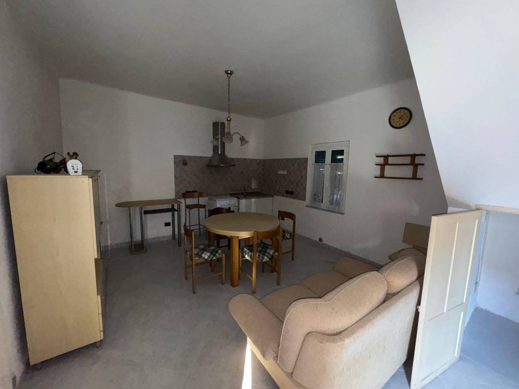 Casa indipendente a La spezia in Via Val di Carrara, 11 - Foto 3