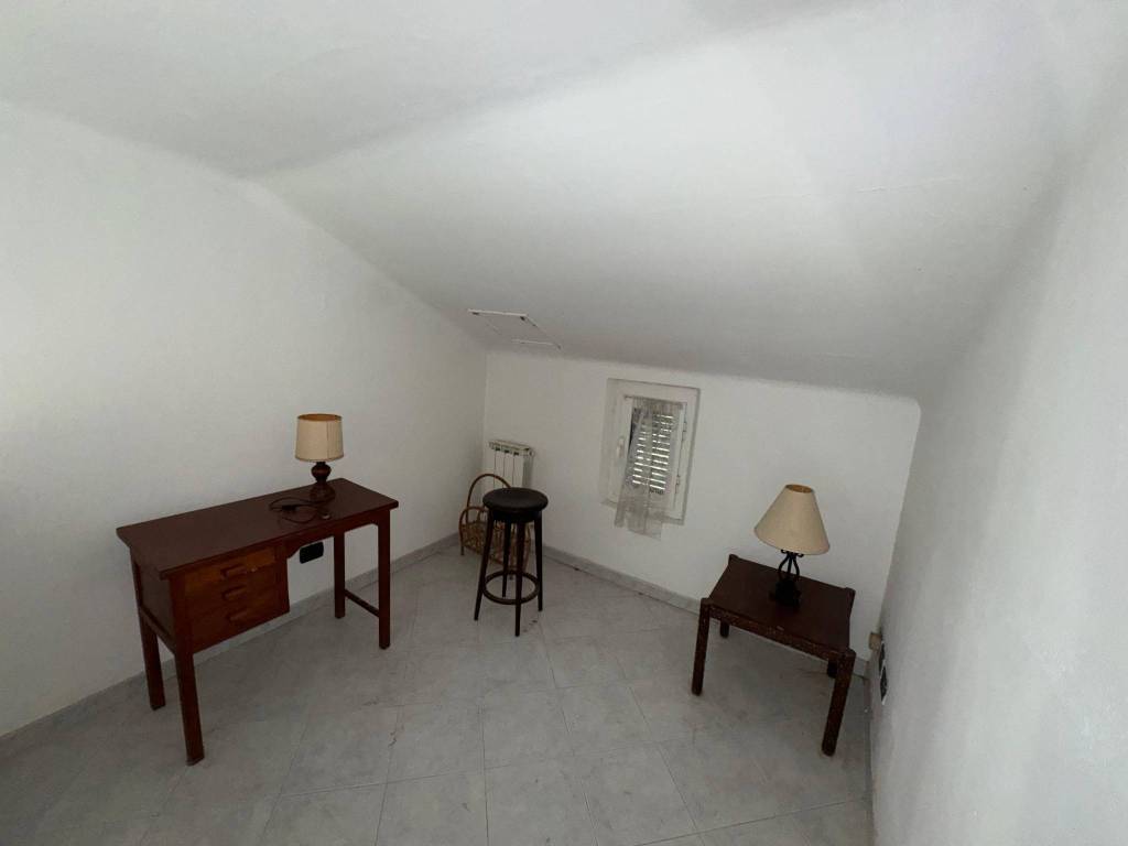 Casa indipendente a La spezia in Via Val di Carrara, 11 - Foto 5