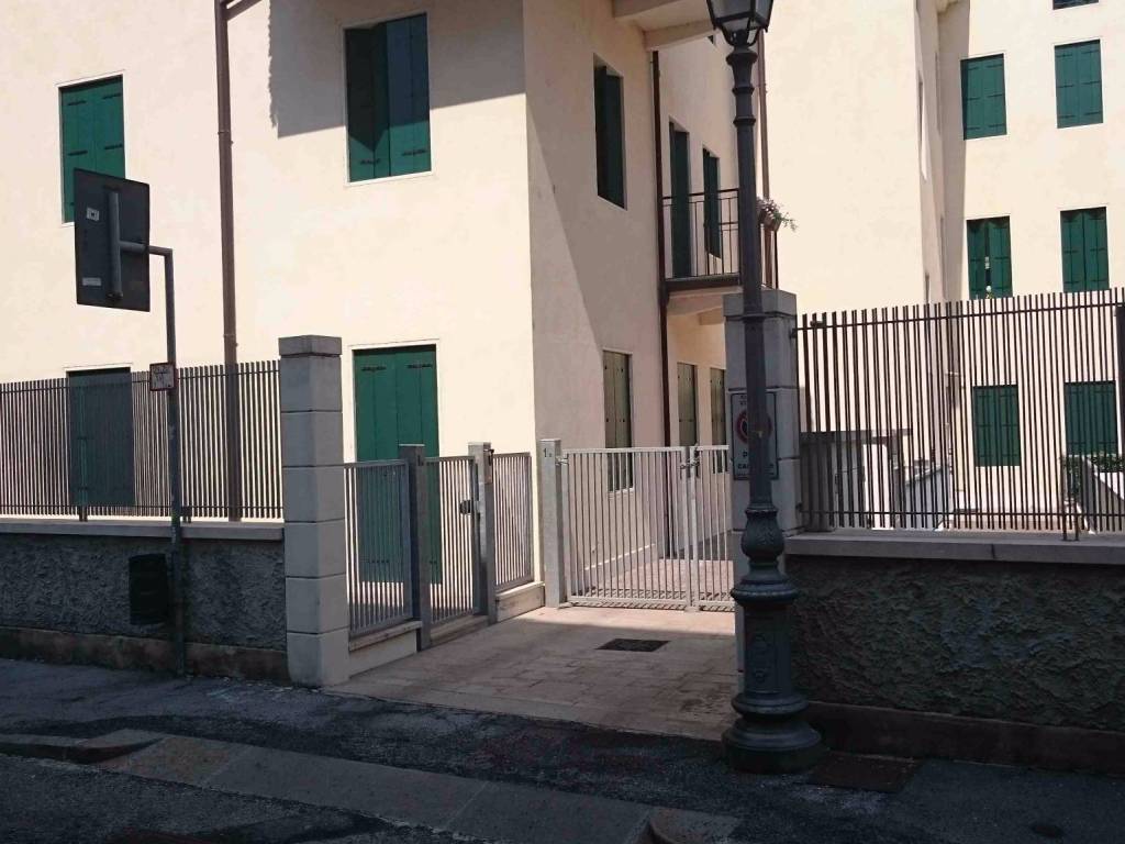 Appartamento a Vicenza in Stradella Della Racchetta, 1 - Foto 2