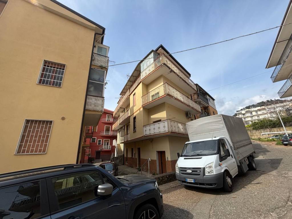 Appartamento a Lamezia terme in Via Ocinaro - Foto 4