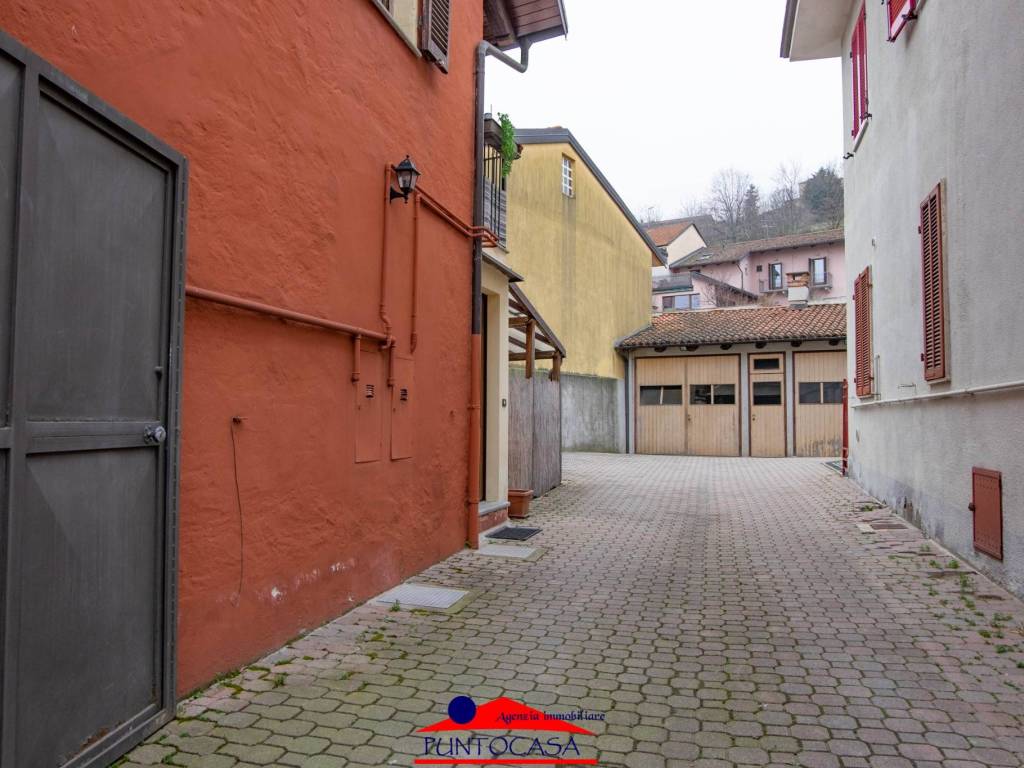 Villa a Manta in Via Roma, 20 - Foto 2