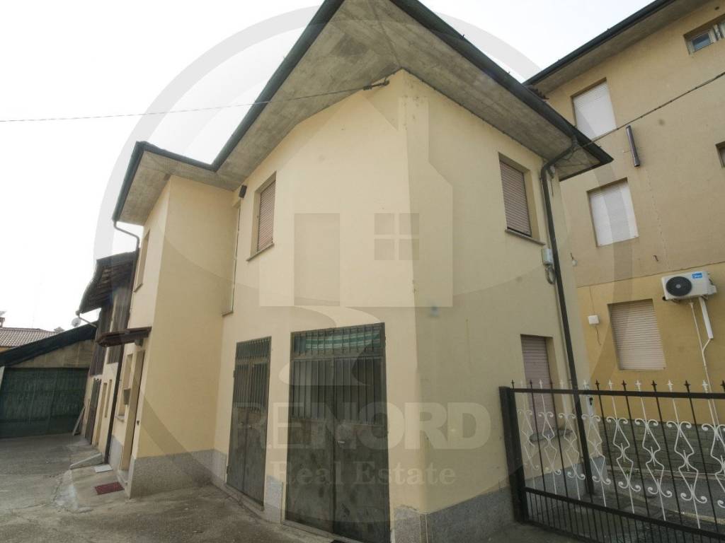 Villetta a schiera a Miradolo terme in Via IV Novembre - Foto 3