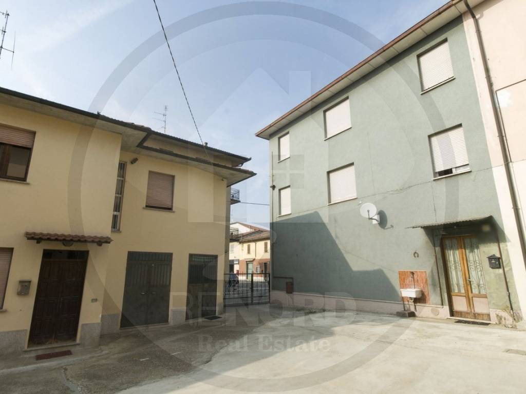 Villetta a schiera a Miradolo terme in Via IV Novembre - Foto 4