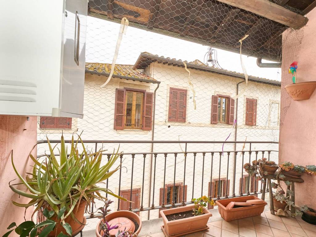 Casa indipendente a Ronciglione in Via dell'Olmo - Foto 4