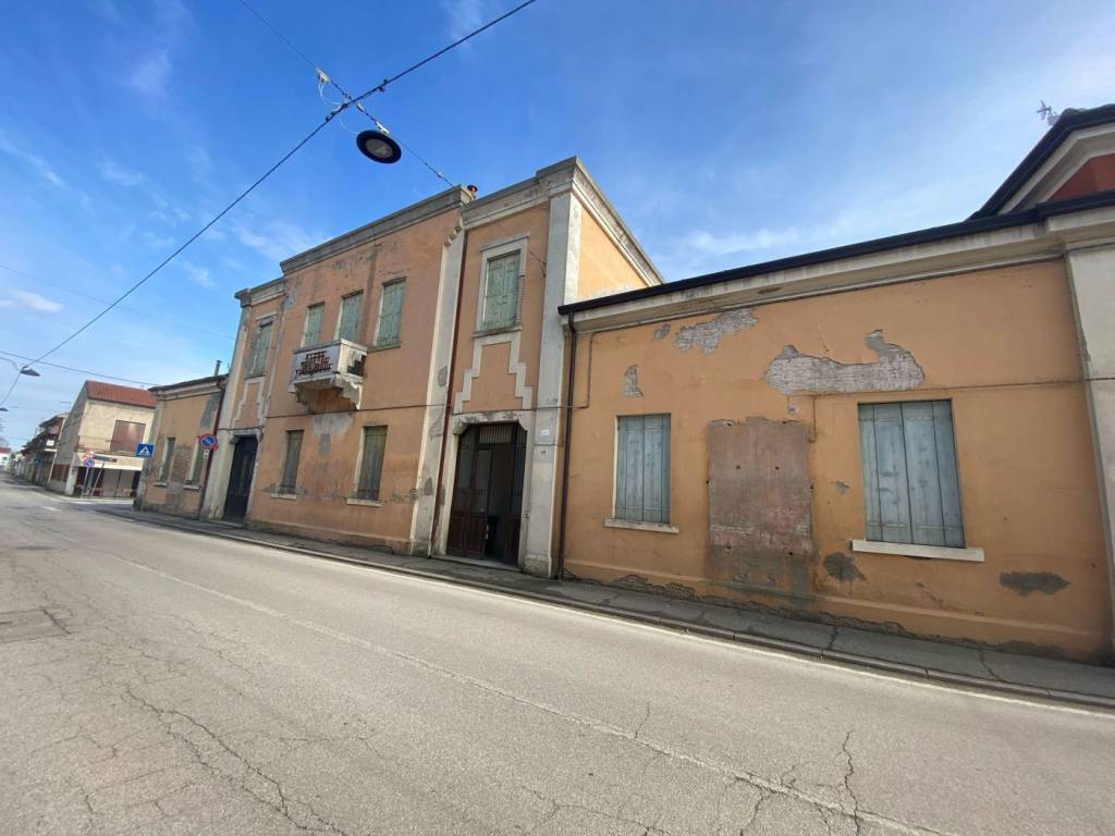 Immobile a Gavello in GAVELLO Via Giacomo Matteotti, 65 - Foto 2