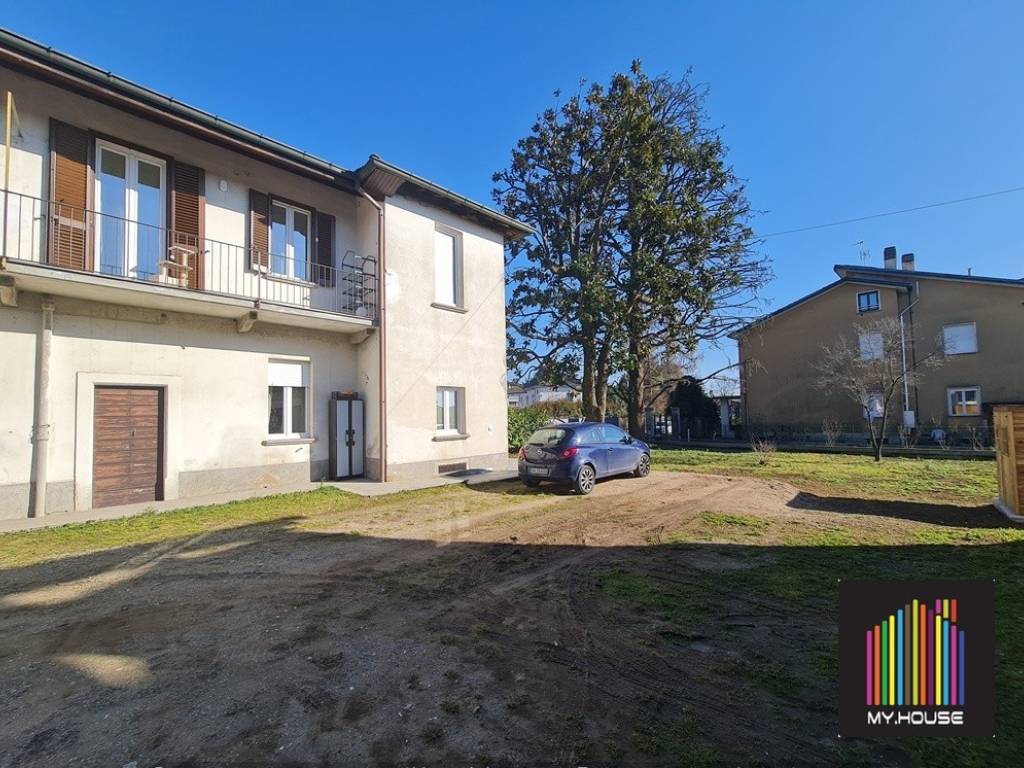 Casa indipendente a Besnate in Via Guglielmo Marconi - Foto 3