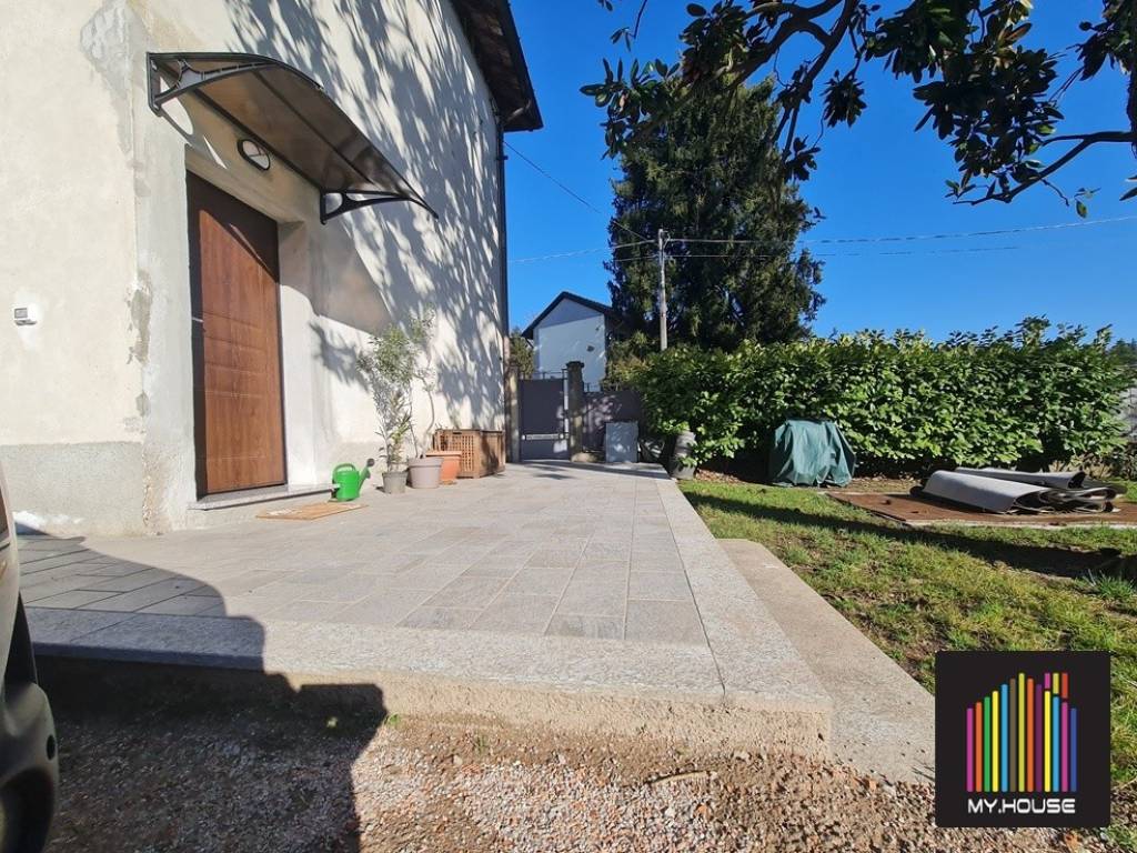 Casa indipendente a Besnate in Via Guglielmo Marconi - Foto 4