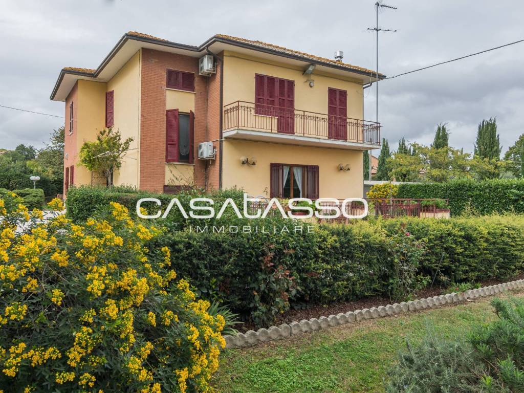 Casa indipendente a Macerata in Via E. De Nicola - Foto 2