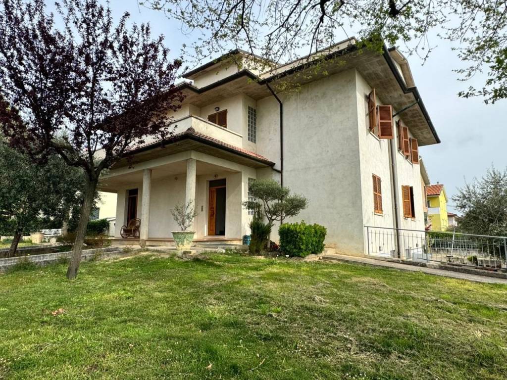 Villa a Monte roberto in Via Giovanni Falcone - Foto 5