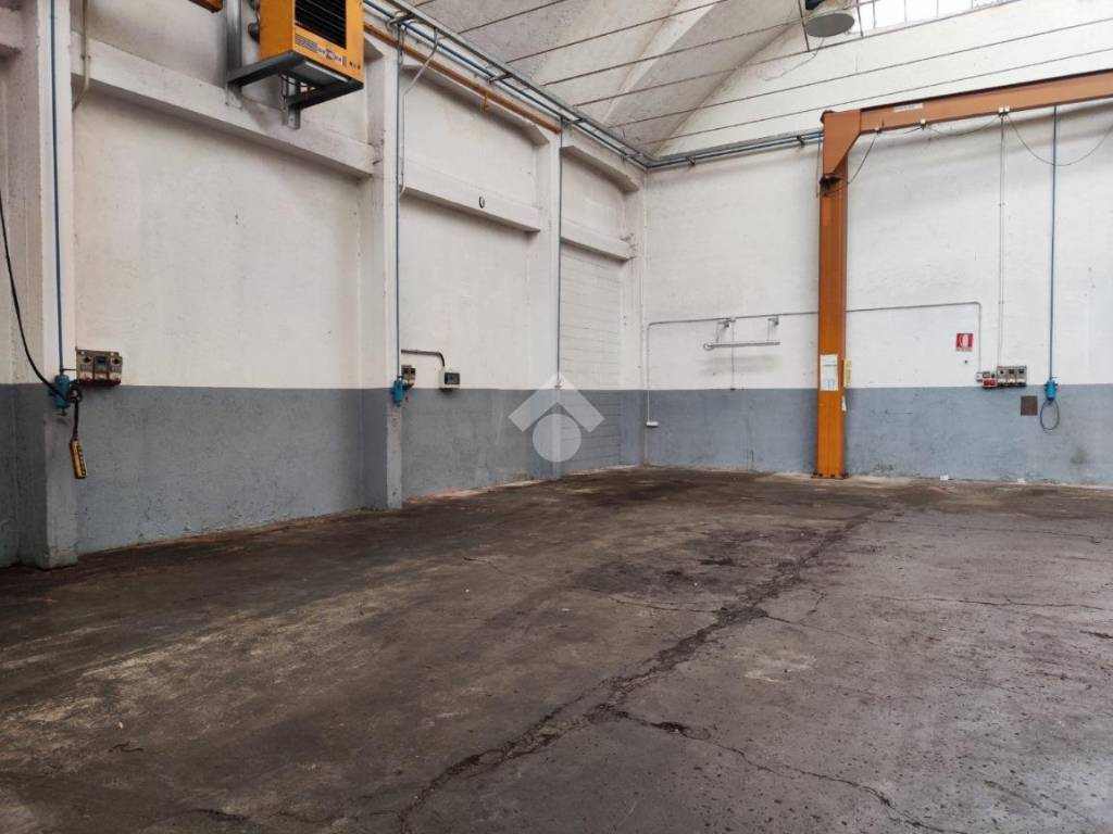 Immobile a Caronno pertusella in Viale 5 Giornate, 549 - Foto 4