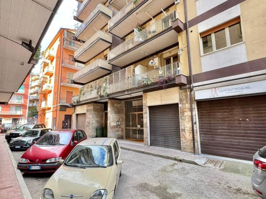Appartamento a Avellino in Via Giosuè Carducci - Foto 5
