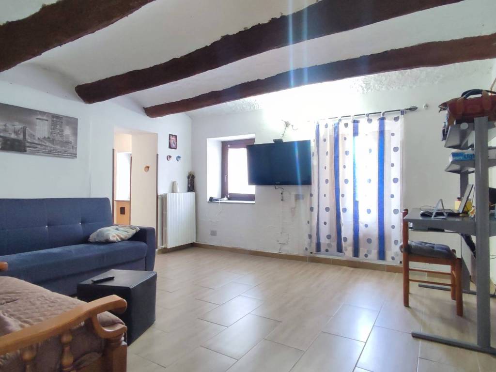 Appartamento a Revello in Via Rivarola - Foto 4