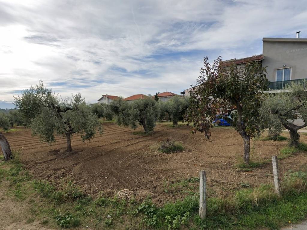 Terreno a Pescara in Strada Vicinale Mittiguerra - Foto 3