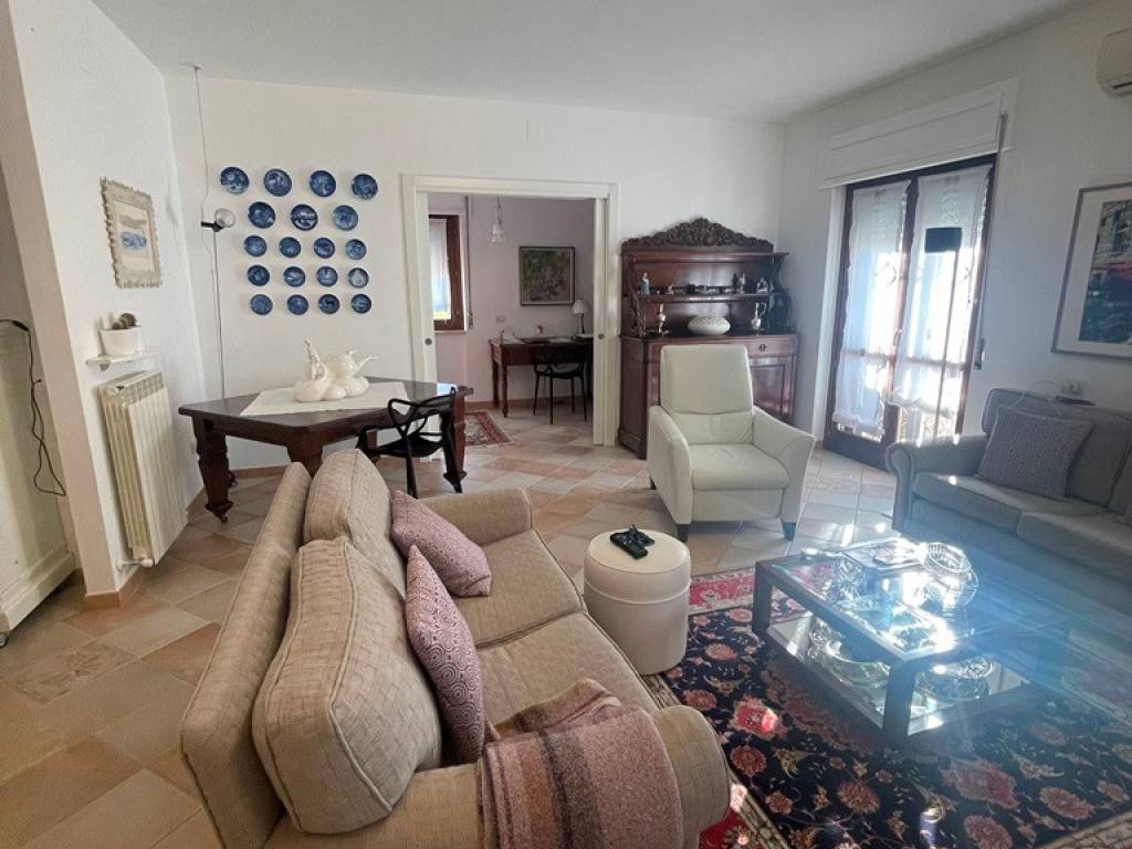 Appartamento a Castrolibero in Via Enzo Ferrari - Foto 4