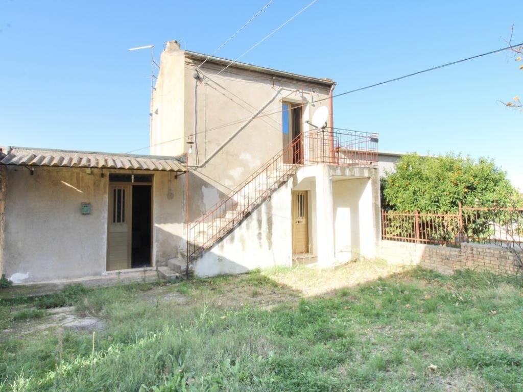 Casa indipendente a Tollo in Via Casale Gervasio, 12 - Foto 2