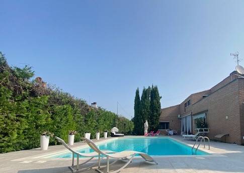 Villa a Ponte san nicolò in Via G. Marconi S.N.C. - Foto 4