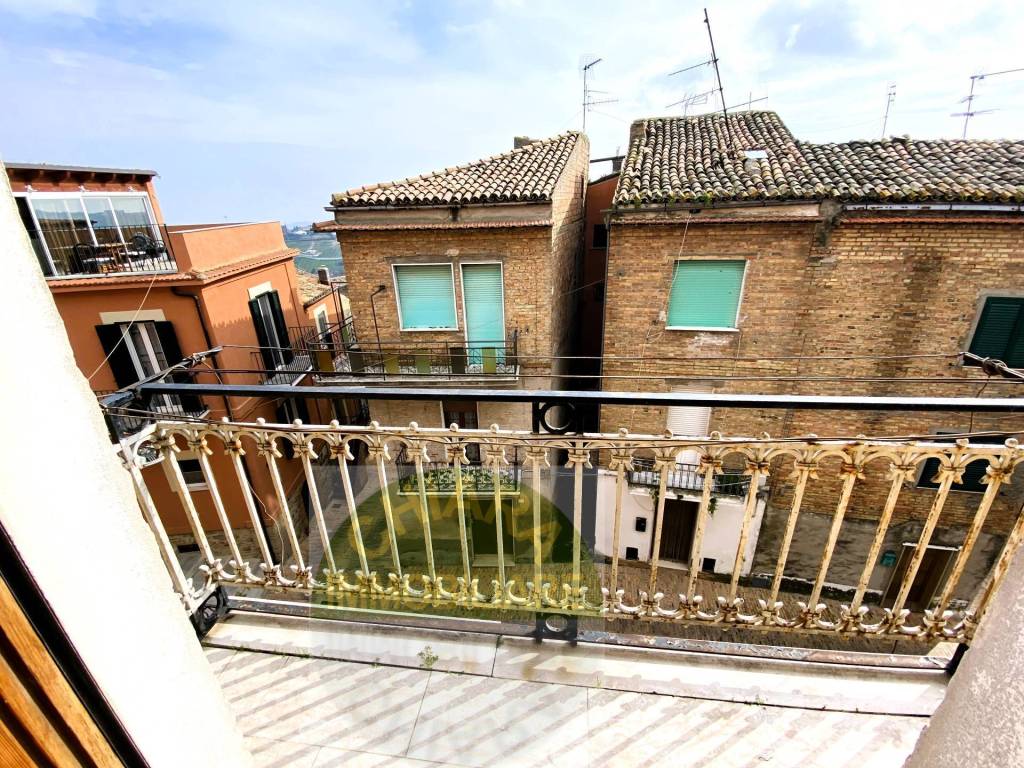 Casa indipendente a Monteodorisio in Via Giovannella del Borgo - Foto 5