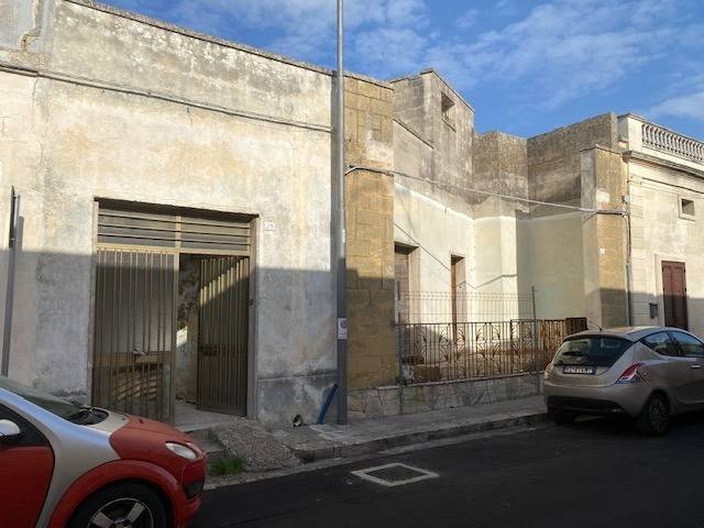 Casa indipendente a Lizzanello in via XXIV Maggio - Foto 2