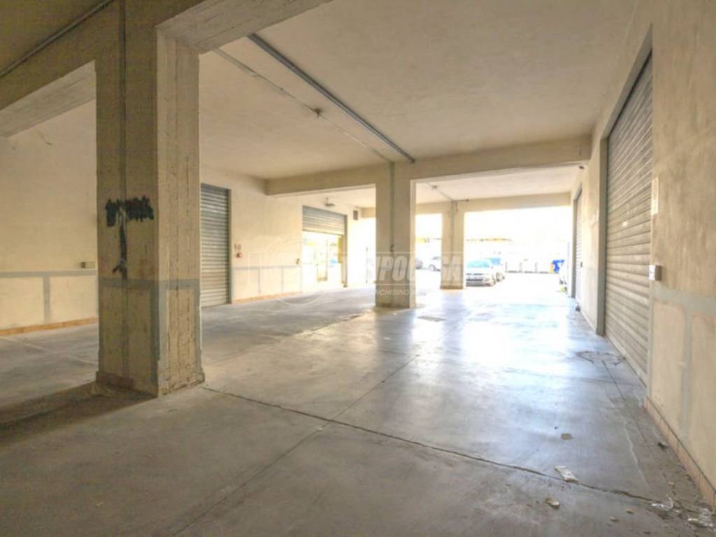 Immobile a Corridonia in Viale dell'Industria - Foto 3