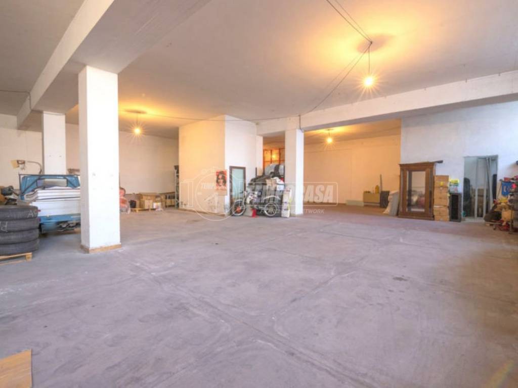 Immobile a Corridonia in Viale dell'Industria - Foto 4