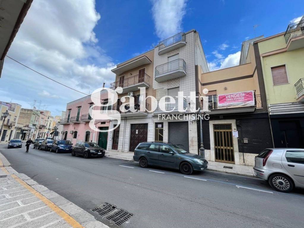 Casa indipendente a Andria in VIA PORTA NUOVA, 16 - Foto 2