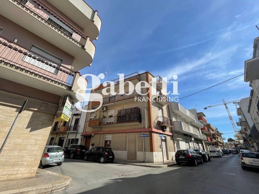 Appartamento a Andria in VIA CATALANI, 8 - Foto 2