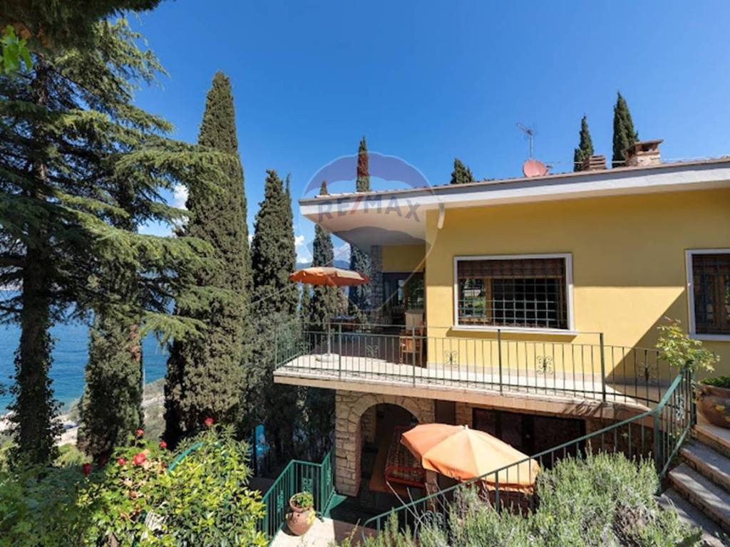 Attico / mansarda a Torri del benaco in via Pai di sotto, 1280 - Foto 1