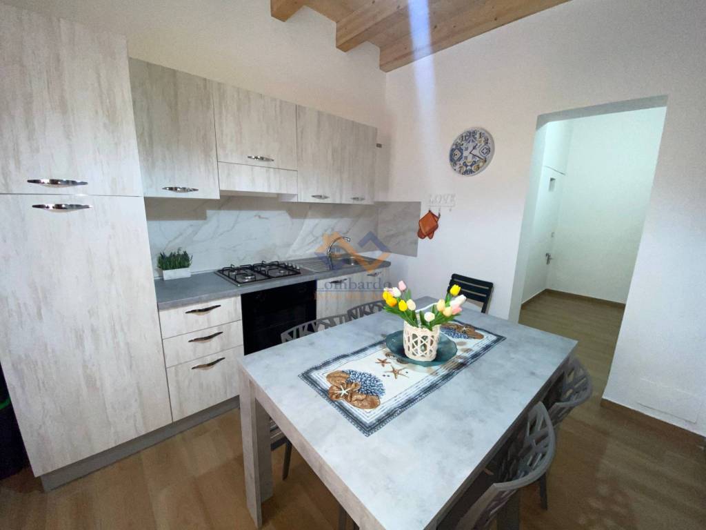 Casa indipendente a Castellammare del golfo in Via Calcara - Foto 3