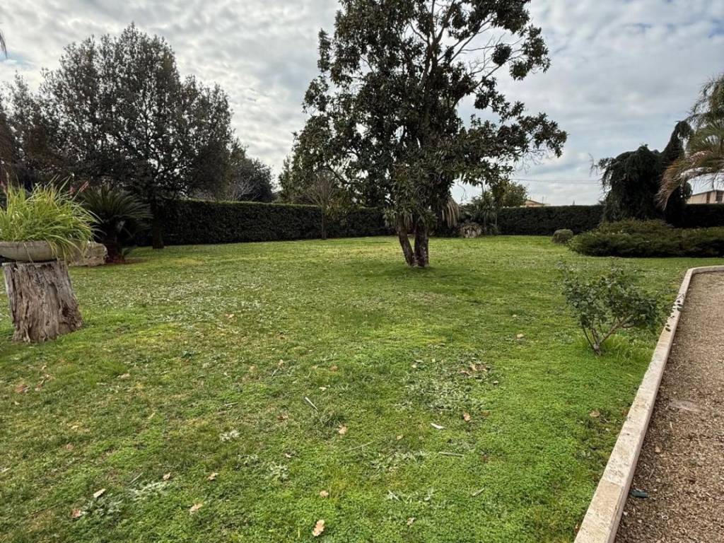 Terreno a Cisterna di latina in Via Provinciale Per Latina - Foto 3