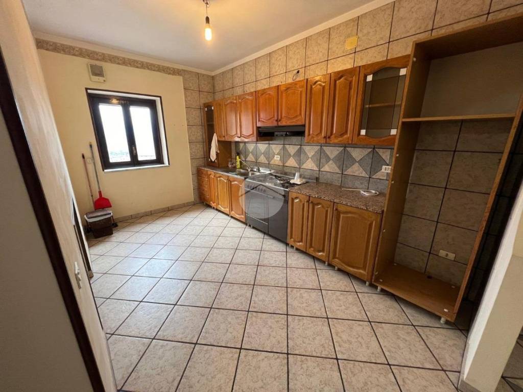 Appartamento a Castiglione cosentino in Piazza Armando Diaz, 5 - Foto 2