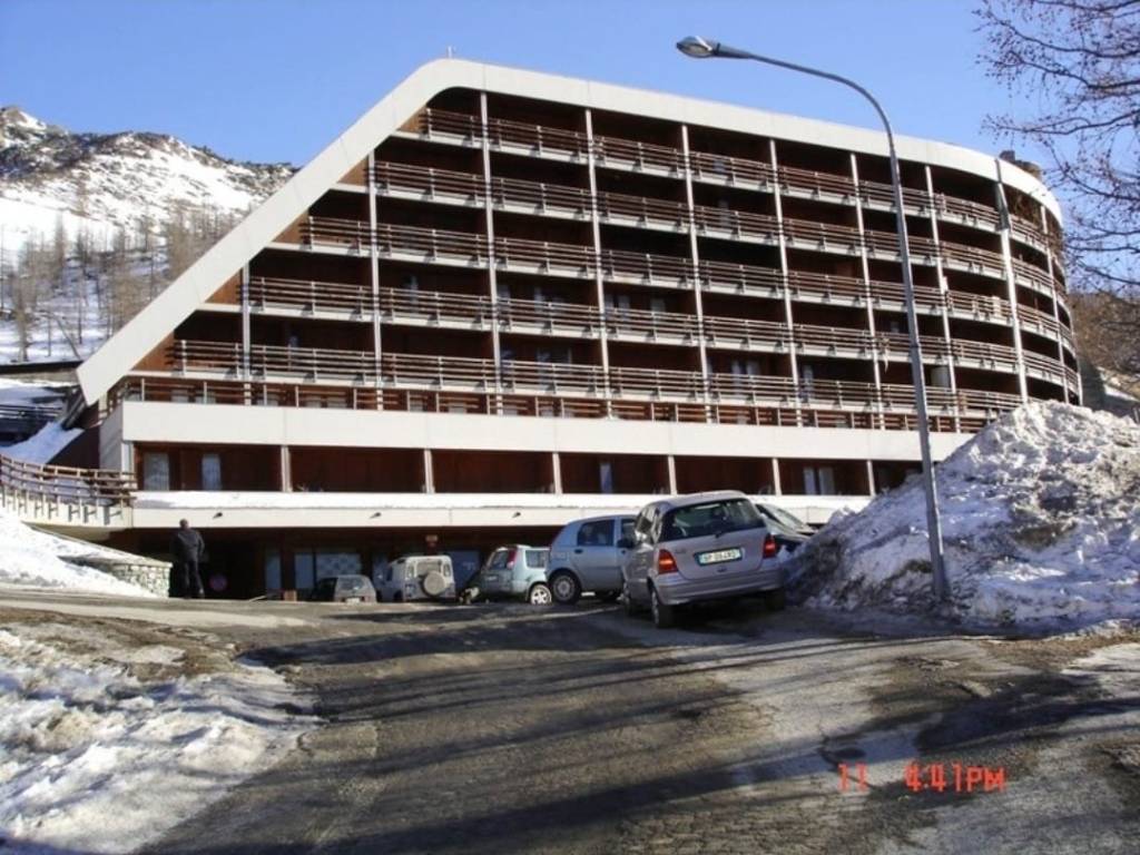 Appartamento a Valtournenche in Via Piolet, 6 - Foto 2