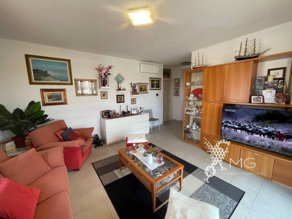 Appartamento a Rosignano marittimo in Via Galileo Ferraris - Foto 3