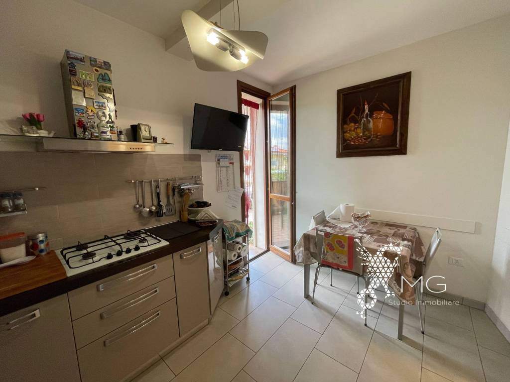 Appartamento a Rosignano marittimo in Via Galileo Ferraris - Foto 5
