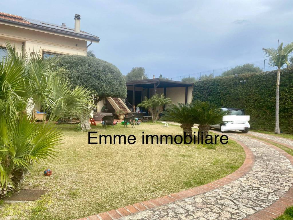 Villa a Messina in Strada Panoramica dello Stretto - Foto 3