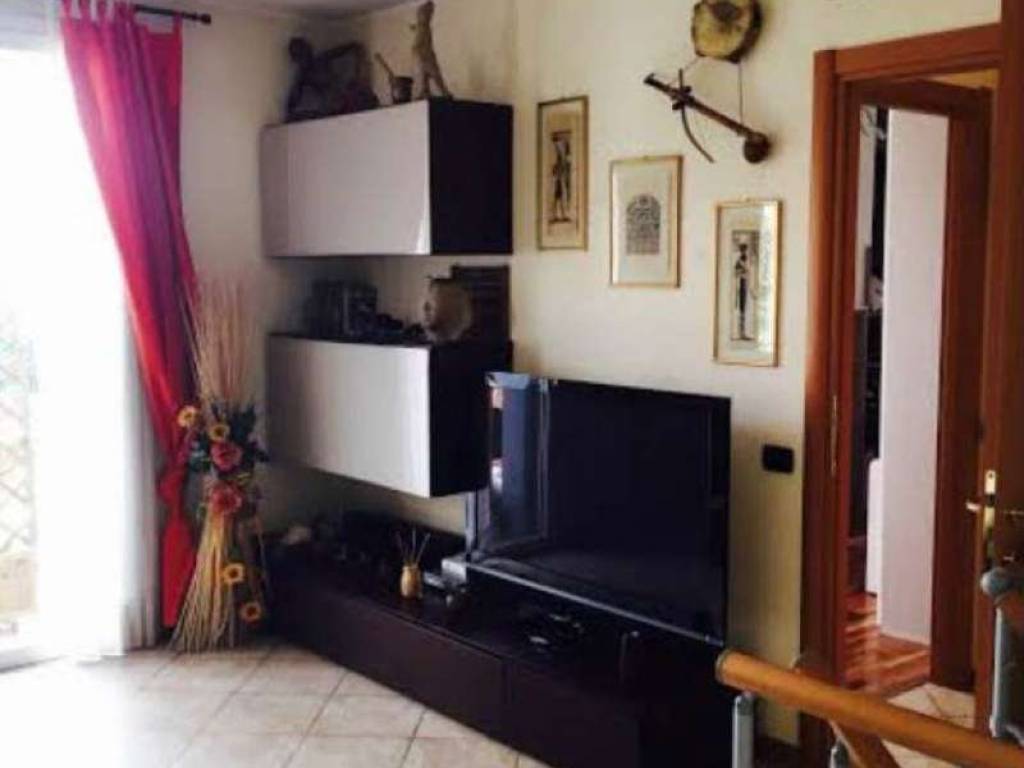 Appartamento a Suello in via DON MARIO CASATI - Foto 2