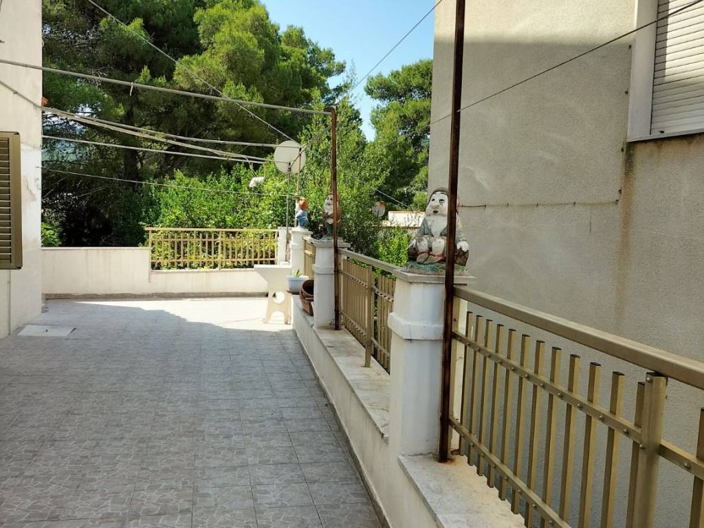 Appartamento a Vico del gargano in Via dei Gerani, 4 - Foto 2