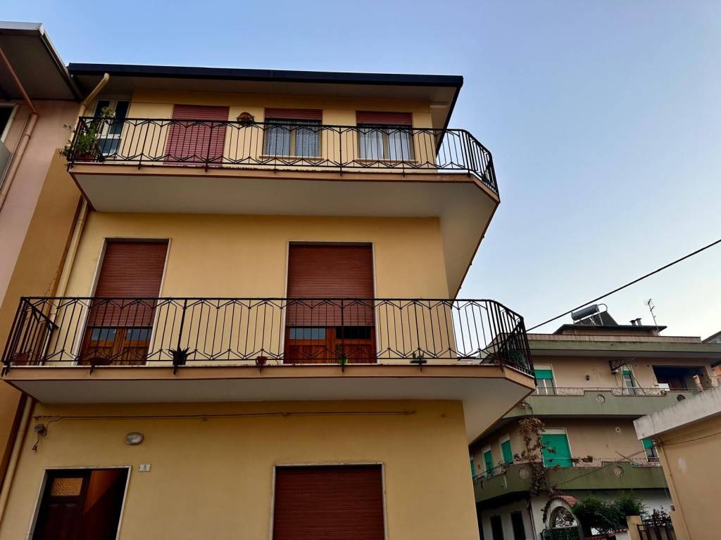 Casa indipendente a Barcellona pozzo di gotto in Via Isonzo, 8 - Foto 3