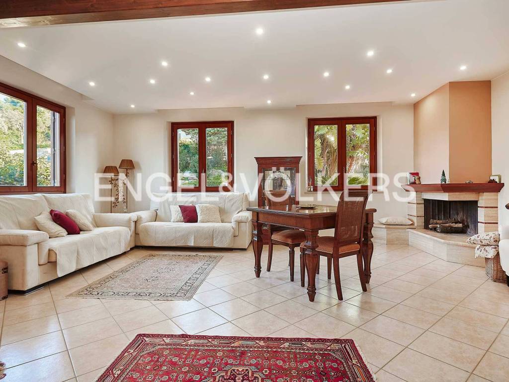 Villa a Valderice in Via Leonardo da Vinci, 79 - Foto 3