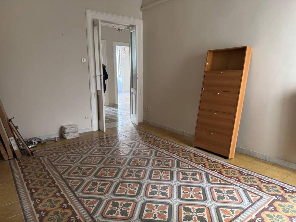 Appartamento a Taranto in Via Regina Elena, 111 - Foto 3