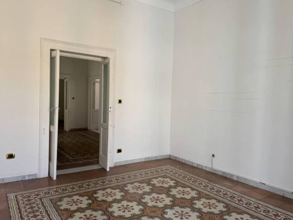 Appartamento a Taranto in Via Regina Elena, 111 - Foto 4