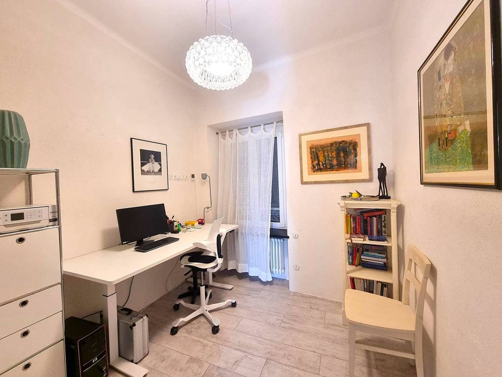 Appartamento a Finale ligure in Via Tommaso Pertica - Foto 5