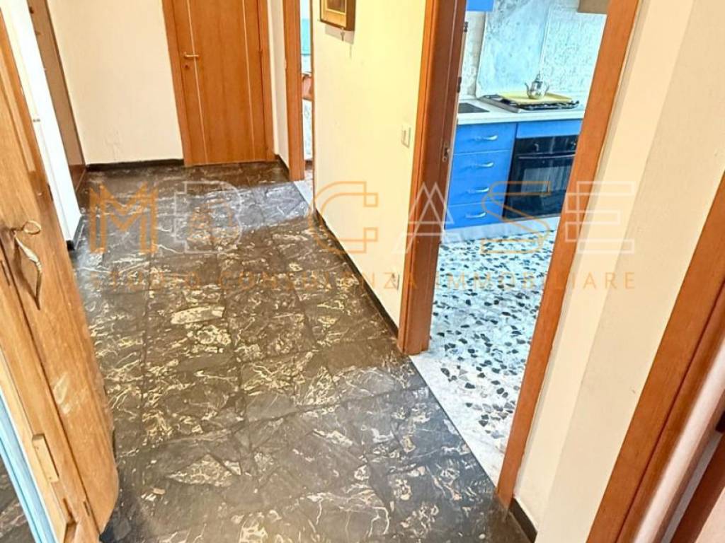 Appartamento a Albenga in Piazza Pietro Nenni - Foto 4